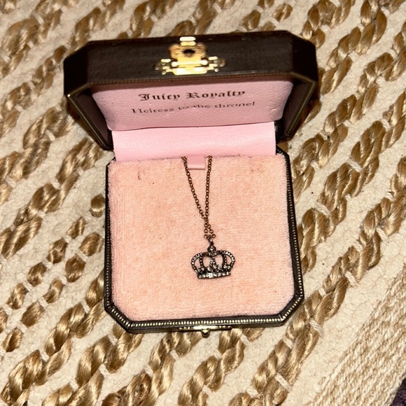 UNREAL DEAL  2 for 1. Juicy Couture sea star necklace & crown necklace  ✨⭐️ - Picture 3 of 4